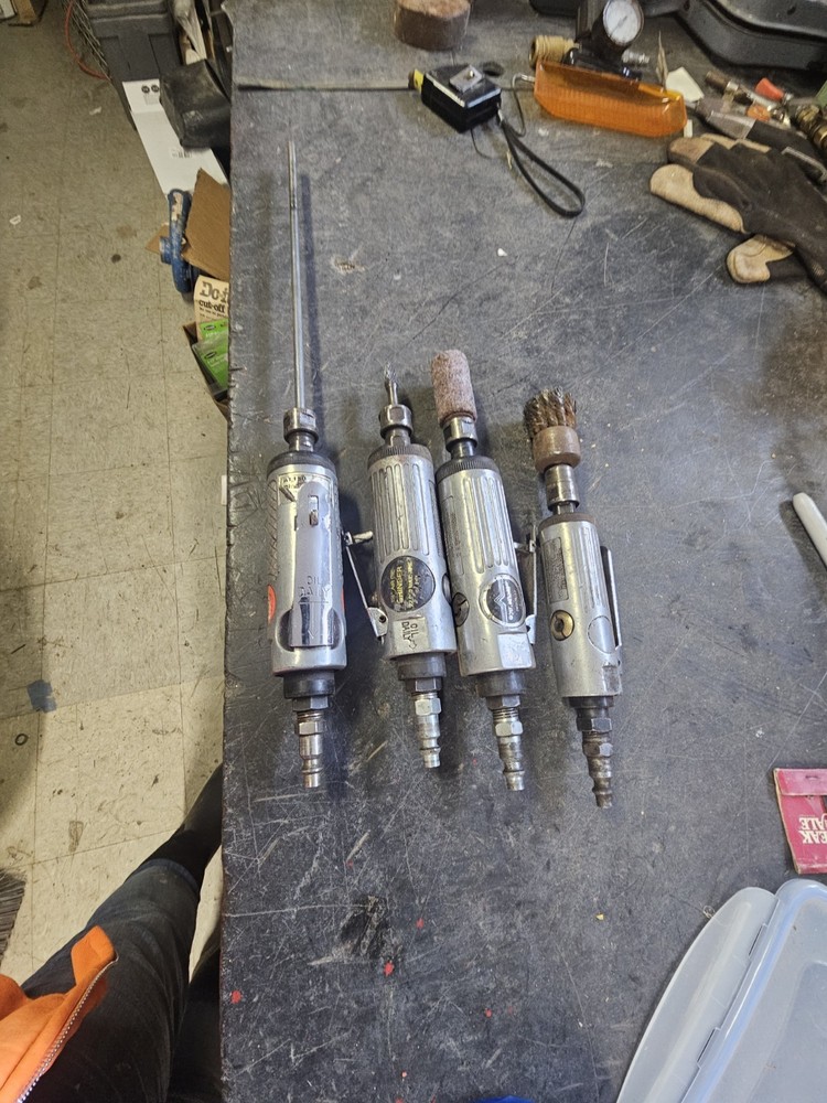 Lot Of 4   Air Die Grinders untested