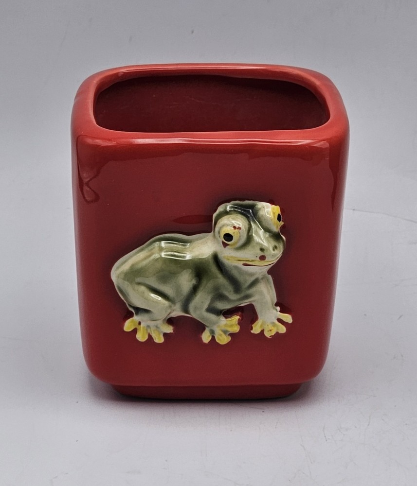Raised Frog Square Planter Pot ~ 3" Glossy Red