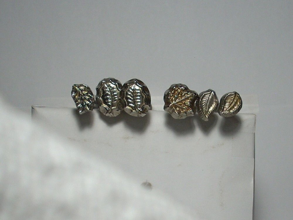 CRAFTOOL USA  LEAF STAMPS LOT#29