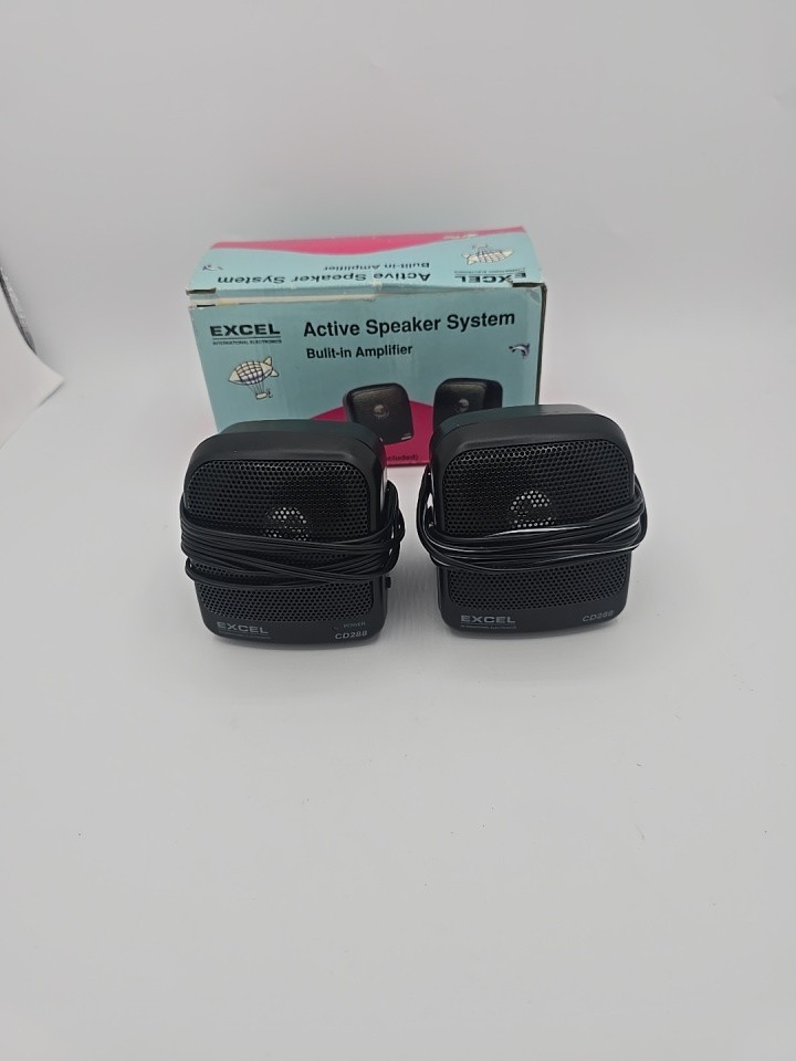 EXCEL International Active Speaker System w/ Built in Amplifier UM3 Model CD288
