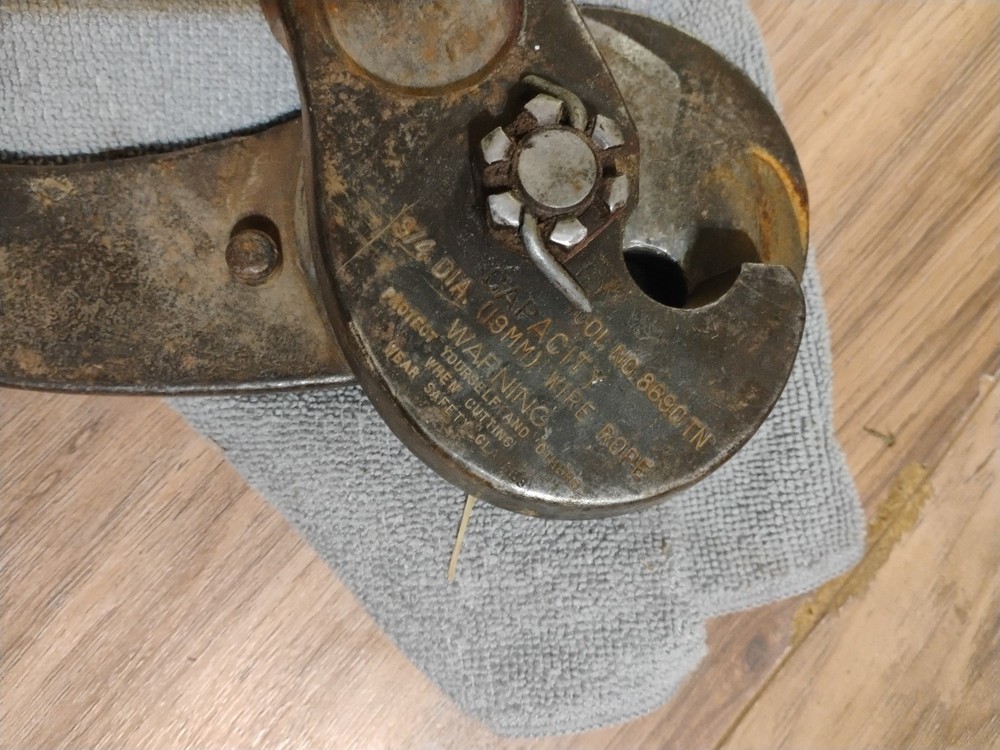 Chain Assisted Cable Cutters