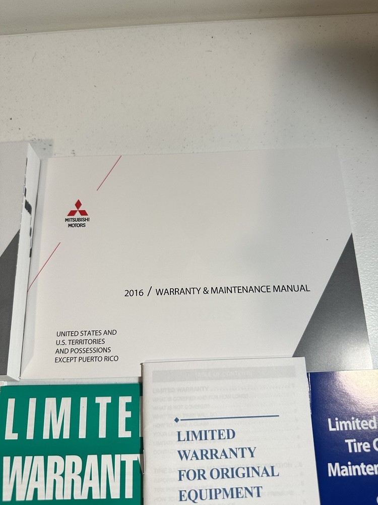 2016 Mitsubishi Outlander Owner's Manual Set