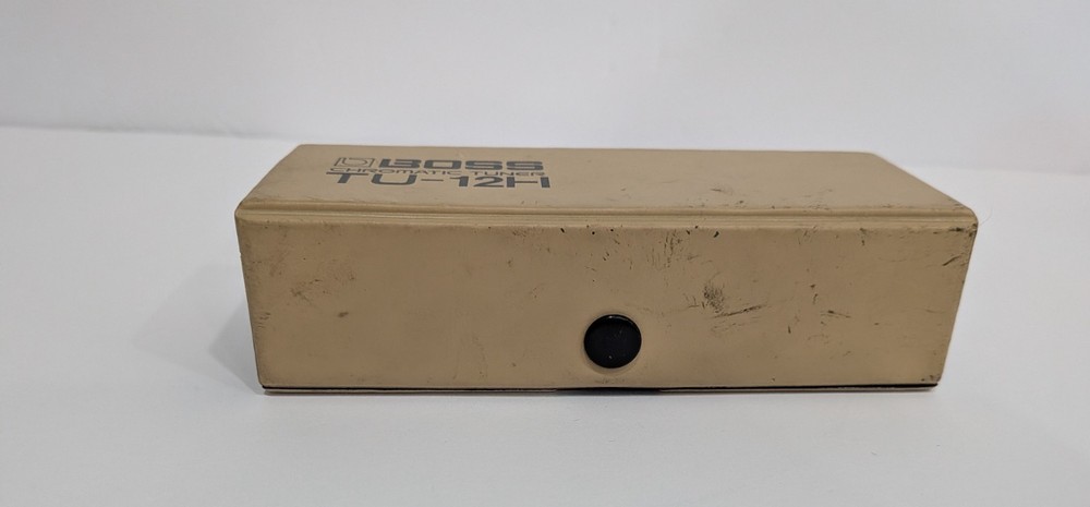 Boss TU-12H Chromatic Tuner With Case Powers On but Untested