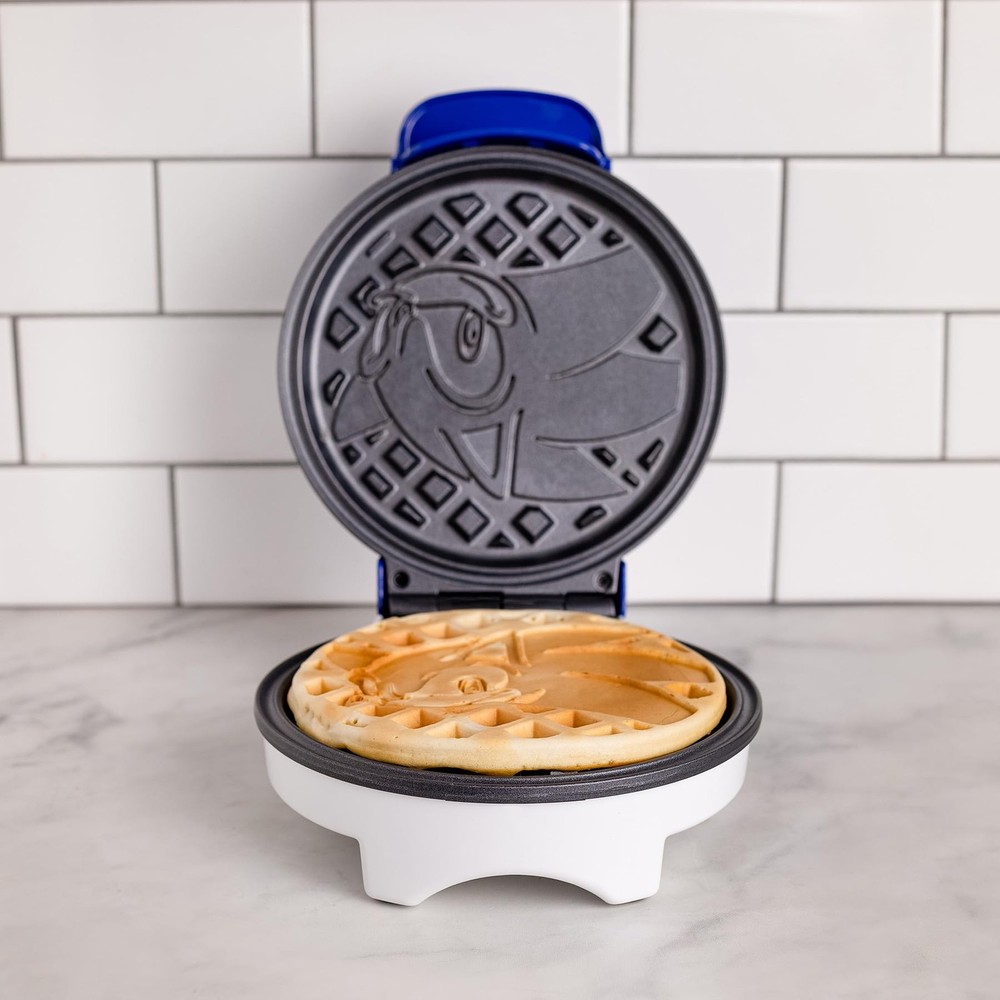 Waffle Maker - The Speedy Hedgehog on Your Waffles