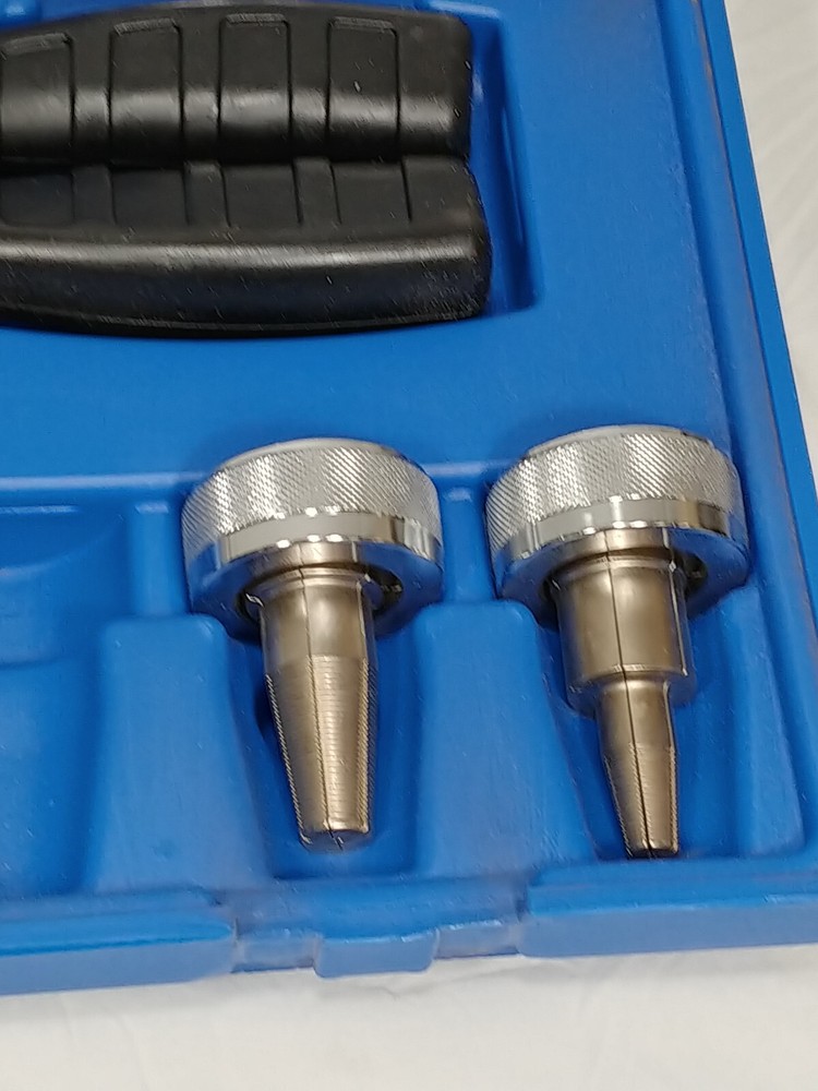Uponor ProPEX Hand Expander Tool Kit Q6295075
