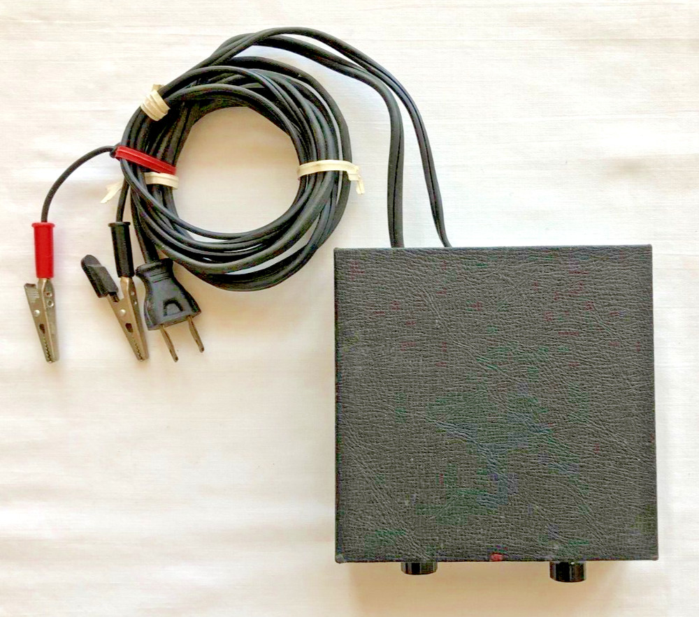 ELECTRONICS - VINTAGE OLSON ADJUSTABLE SENSITIVITY & BACKGROUND CONTROL