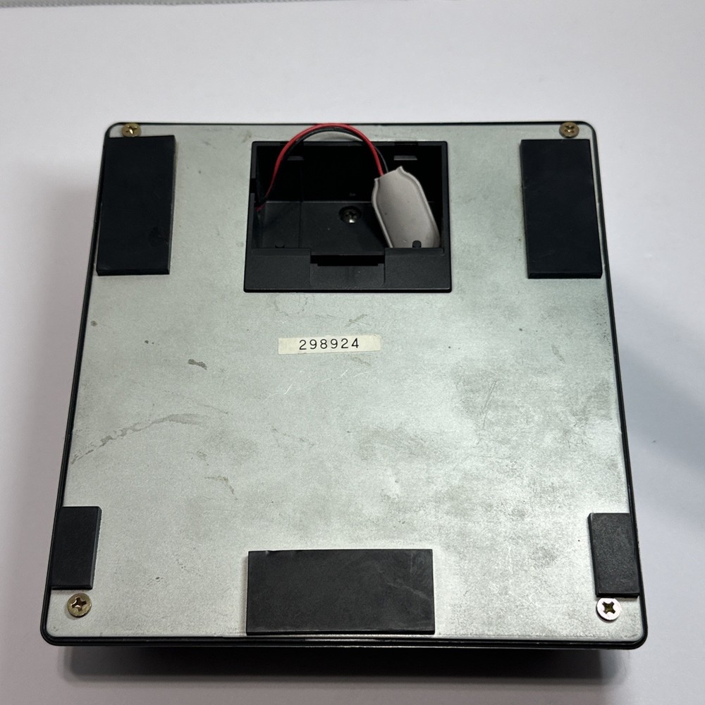 Zoom 505 Guitar Compact Multi Effects Processor Pedal Only Untested