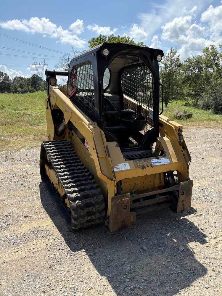 CAT 259D3 Compact Tracked Vertical Lift Skid Steer Loader