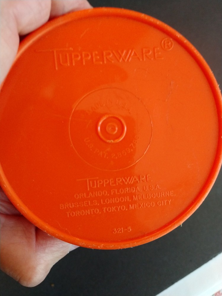 Tupperware Orange Juicer #409/Pitcher #321 with Lid #563