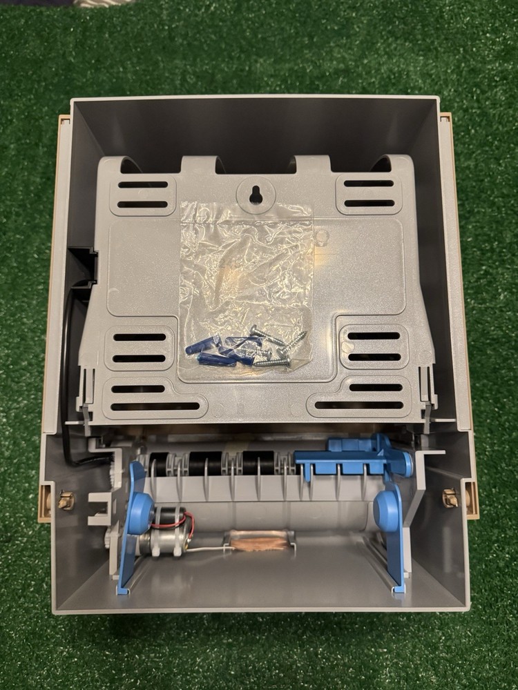 Cintas Automatic Paper Towel Dispenser Color: Sand Stone