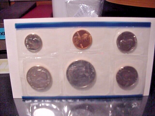 1981 U.S. Mint P&D Uncirculated Coin Set