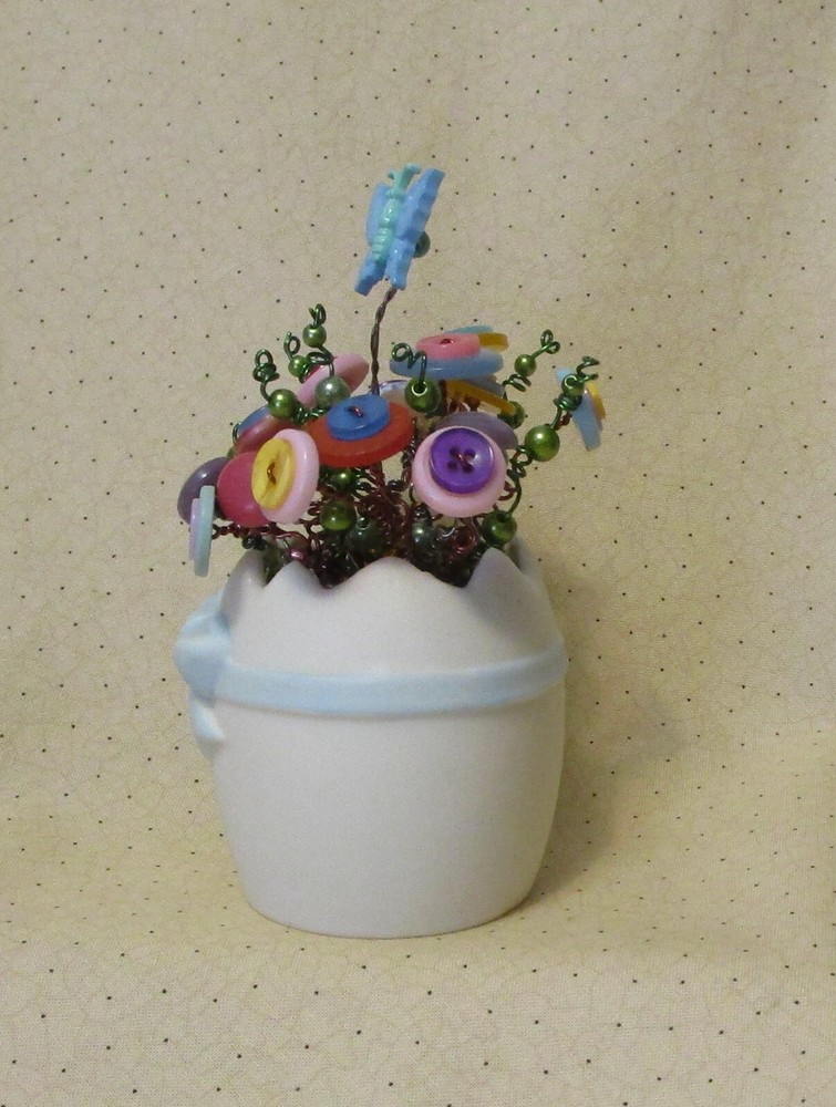 Button Bouquet in "Broken Egg Vase" OOAK, great gift for Easter, Mother's Day...