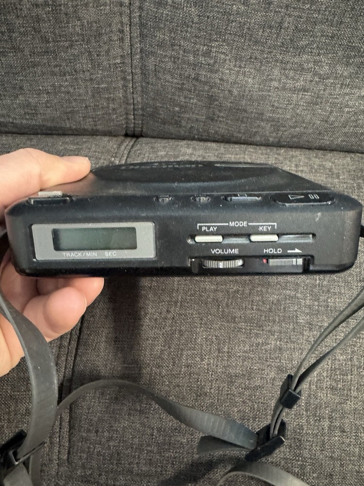 Sony D-2 Discman CD Player - Tested Works