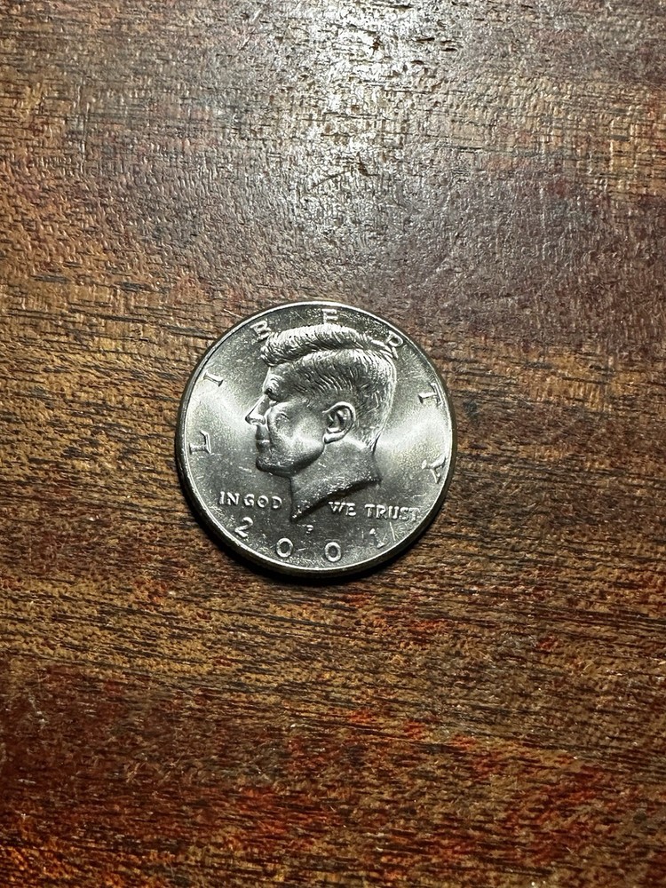 2001 P Kennedy Half Dollar