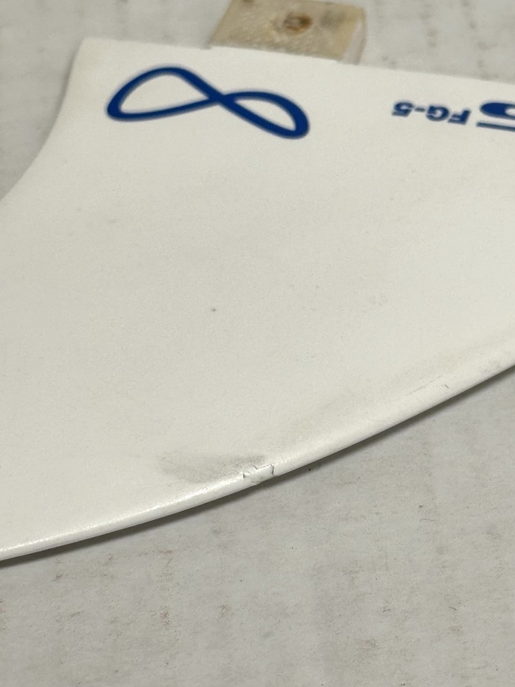FCS FG-5 ULTRA LIGHT EPOXY SURFBOARD FIN SET