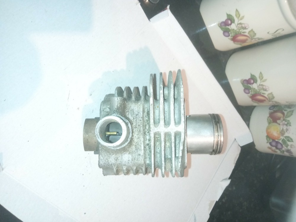 Suzuki gt125 barrel and piston