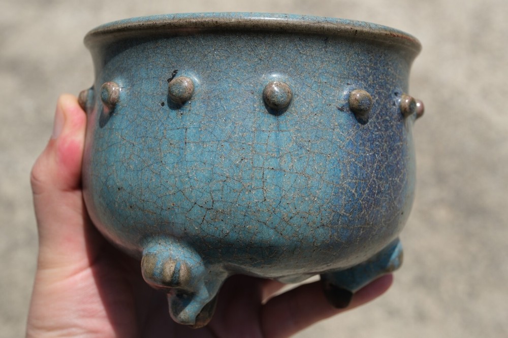 0074 Jun Ware Tripod Incense Burner