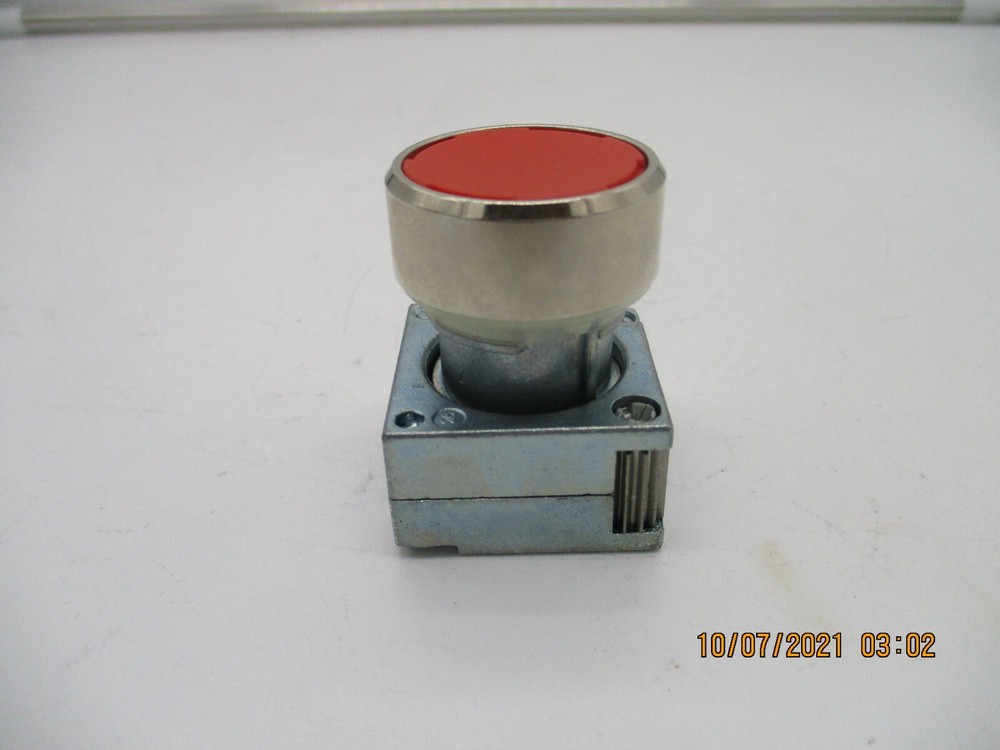 New DC462803 Red Non-Illuminated Pushbutton