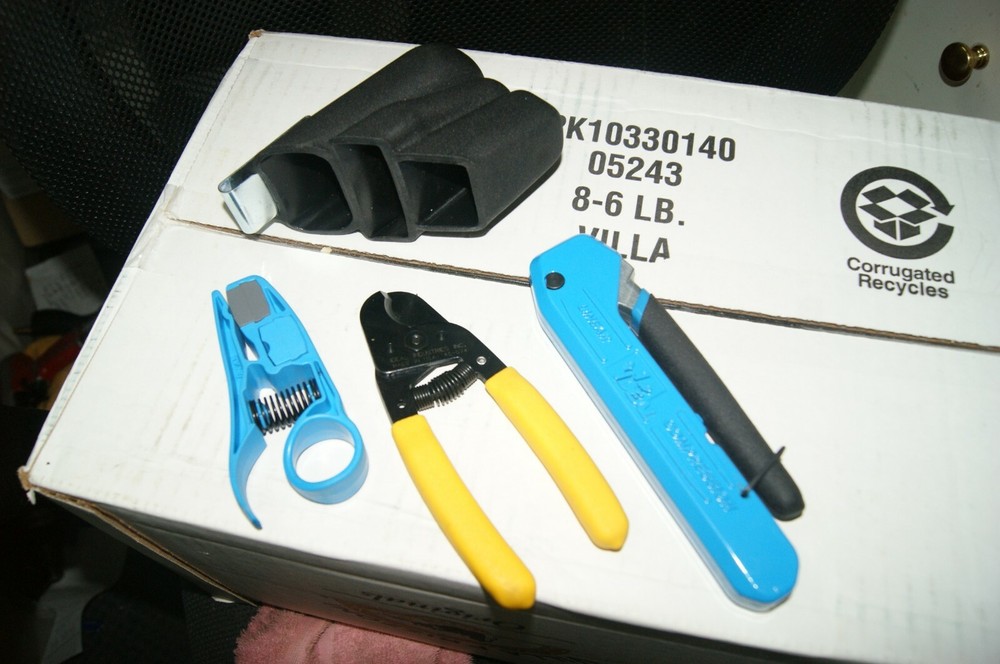Linear X 3 Compression Hip Electrical Tool Kit Cutting Pliers and Data T-Cutter