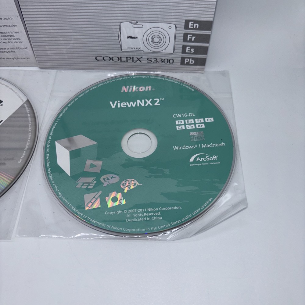 NIKON COOLPIX S3300 DIGITAL CAMERA REFERENCE DISC & ViewNX2 DISC Plus More