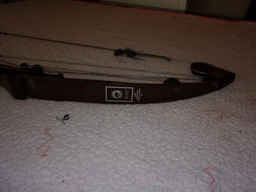 Bear Whitetail Hunter Right Hand Compound Bow