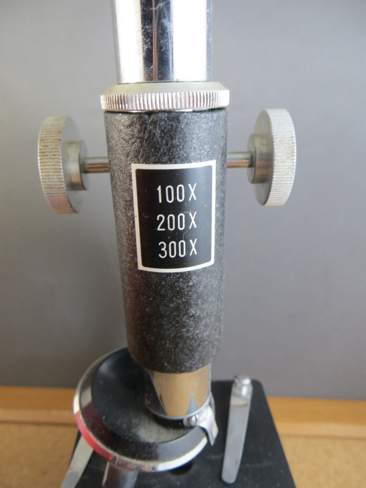 Vintage Microscope 100x 200x 300x In Original Box