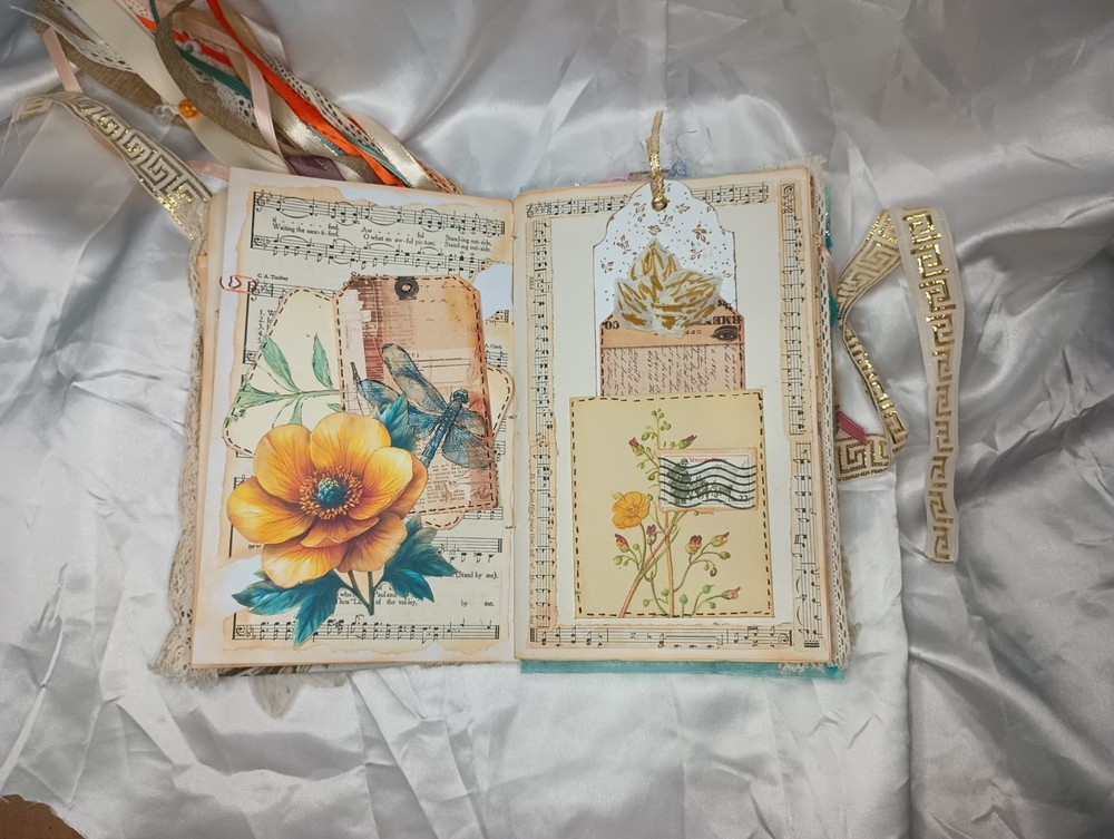 Junk Journal Elegant Shabby Chic Lace