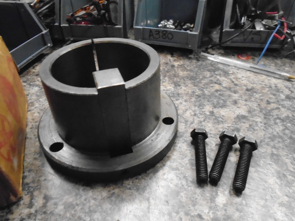 BROWNING R1 3-3/16 SPLIT TAPER BUSHING A105