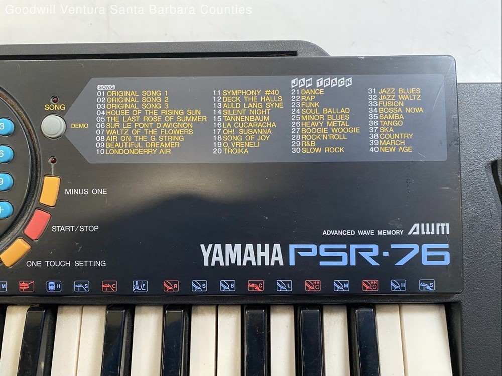 Yamaha PSR-76 49-Key Electronic Keyboard - Read