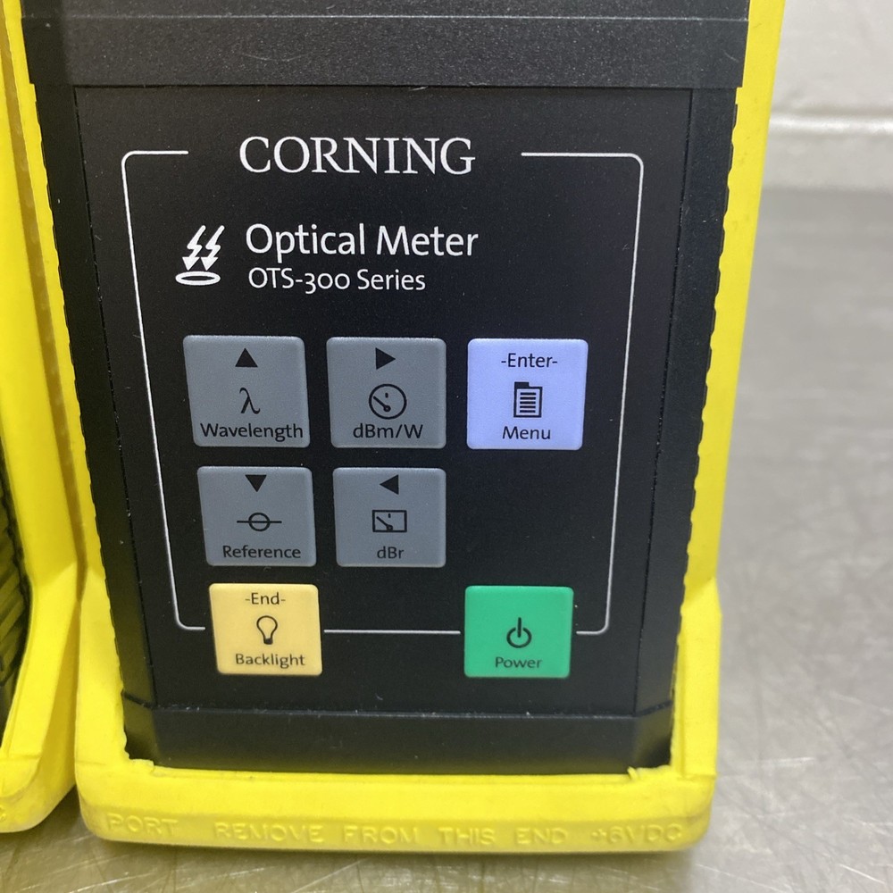Corning OTS 300 Series Optical Source & Optical Meter