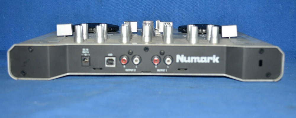 Numark Omni Control Professional DJ Controller Audio I/O & USB