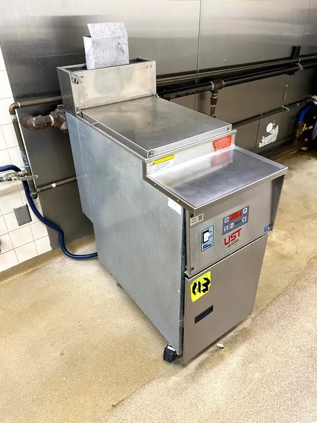 PITCO FRIALATOR RETHERMALIZE, S# G04DD013300,