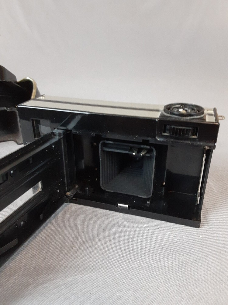Vintage Braun Mastermatic 330 Camera with Hard Shell Case Made in Germany