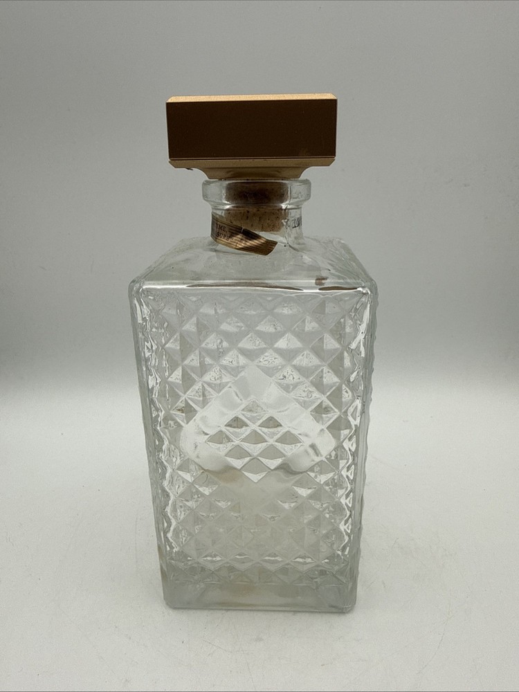 I.W. Harper 15 year Empty Bourbon Whiskey Bottle