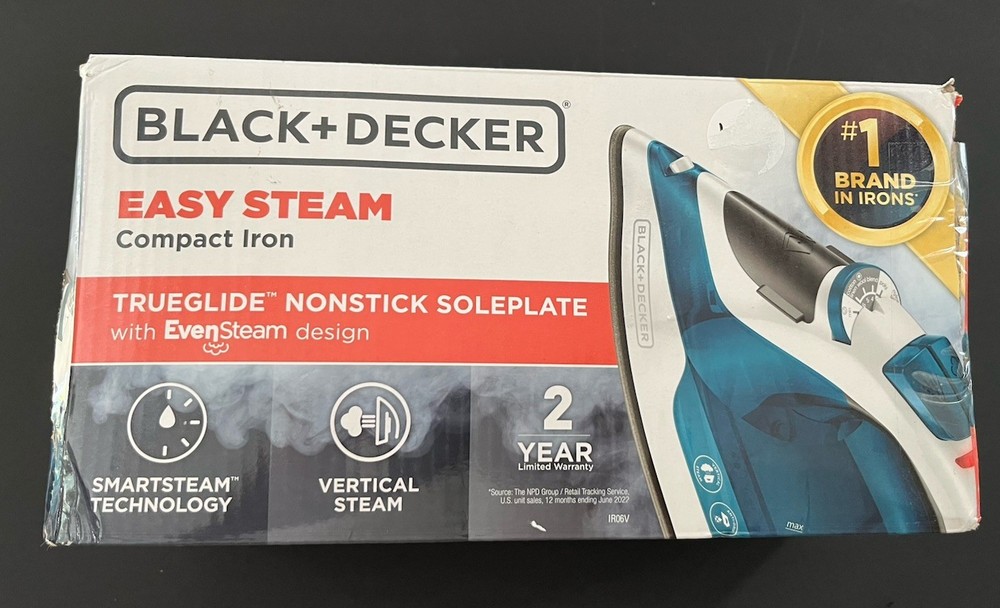 NEW Black Decker Trueglide Nonstick Soleplate Easy Steam Compact Blue Iron