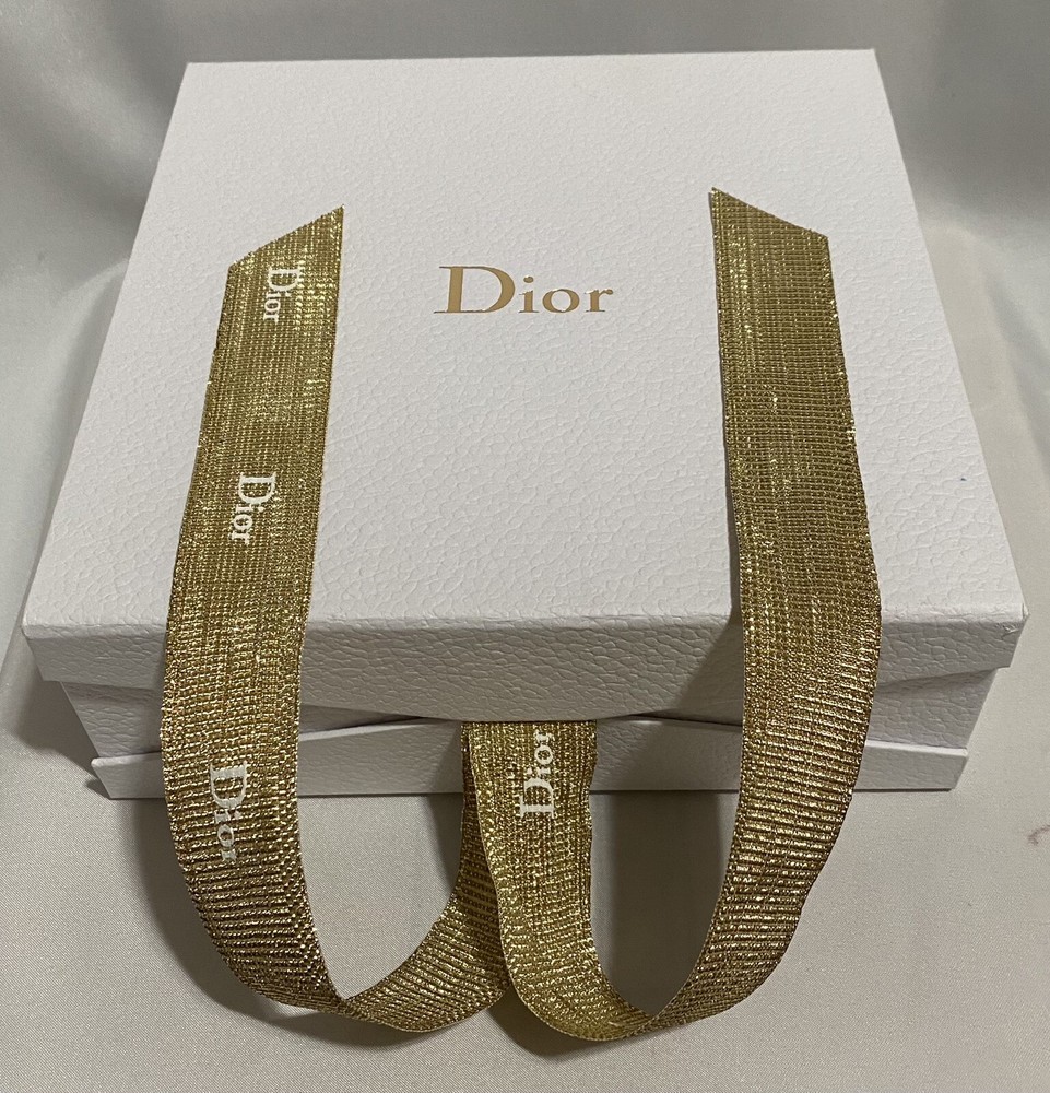 DIOR WHITE MAGNETIC EMPTY GIFT BOX AUTHENTIC 8" x 8" x 2.75"