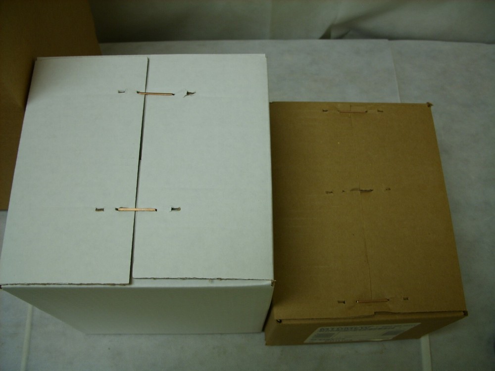Bosch Philips Fixed Dome CCTV Surveillance Camera & Mount Kit DME6PCH38W - NOS