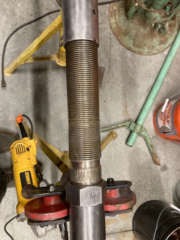 Mueller Model D4 Drilling/Tapping Machine