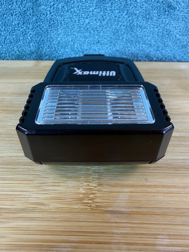 Ultimaxx UM-DSF100 Universal Digital Slave Flash