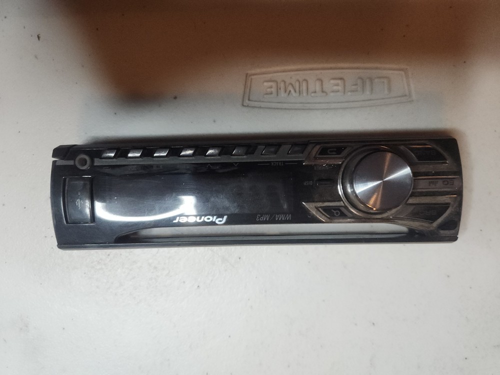Pioneer DEH-15UB FACEPLATE ONLY