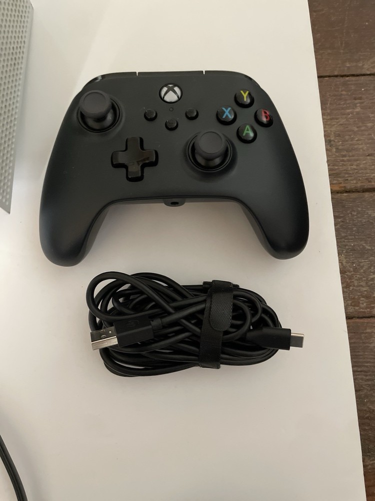 Xbox Series S 512GB SSD Console Bundle with Controller, Headset & Cables