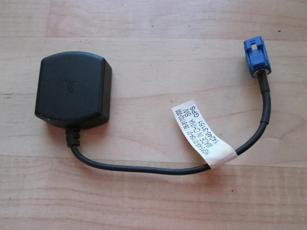 Freightliner GPS Antenna 06-81702-000