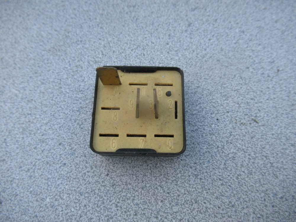Porsche 968 Fog Light Adapter Relay