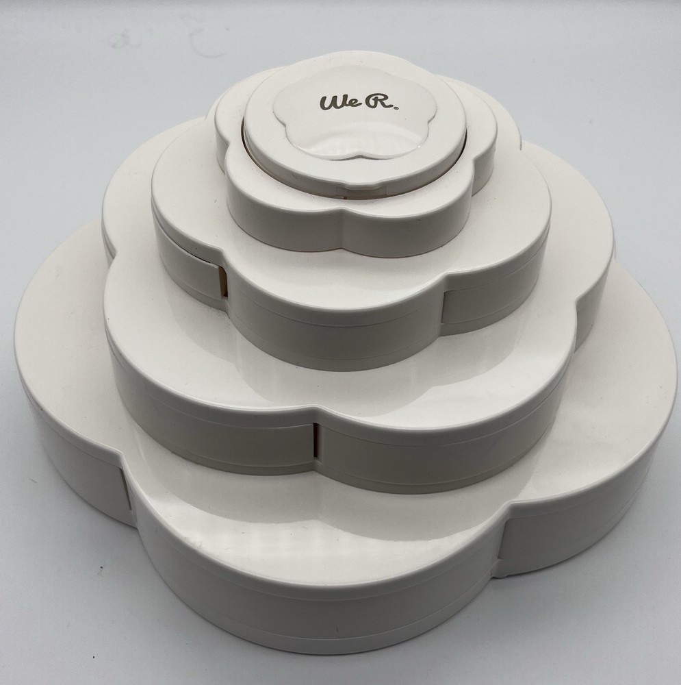 We R Memory Keepers Cream Plastic Storage Case Bloom Design Twists Open & Closed