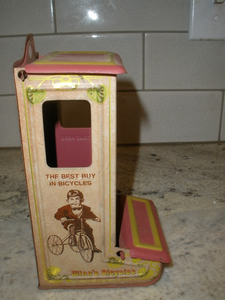 WINN'S BICYCLES EMPTY MATCH BOX HOLDER TIN JASCO
