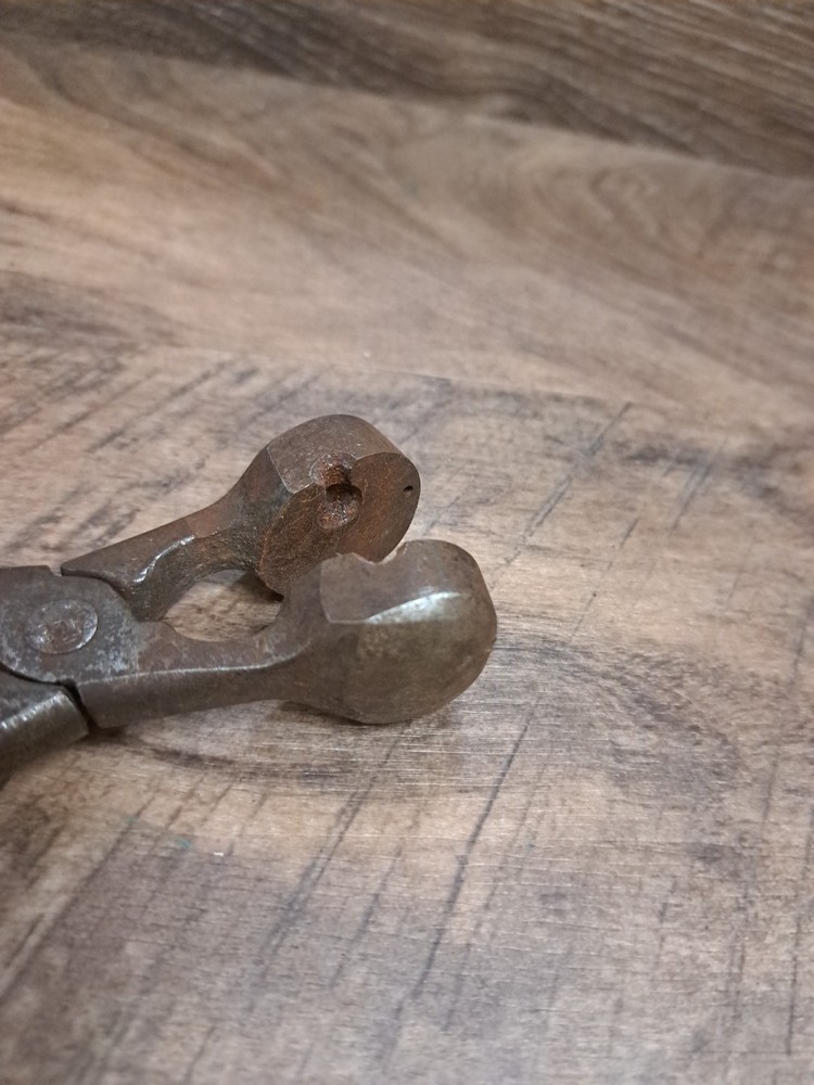Vtg. Dixie Roundball Mold .312 Dia.