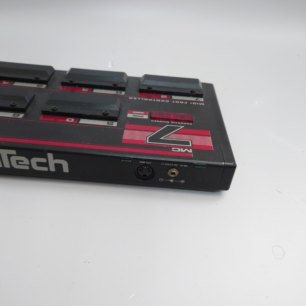 Digitech MC7 MIDI Foot Controller Unteste