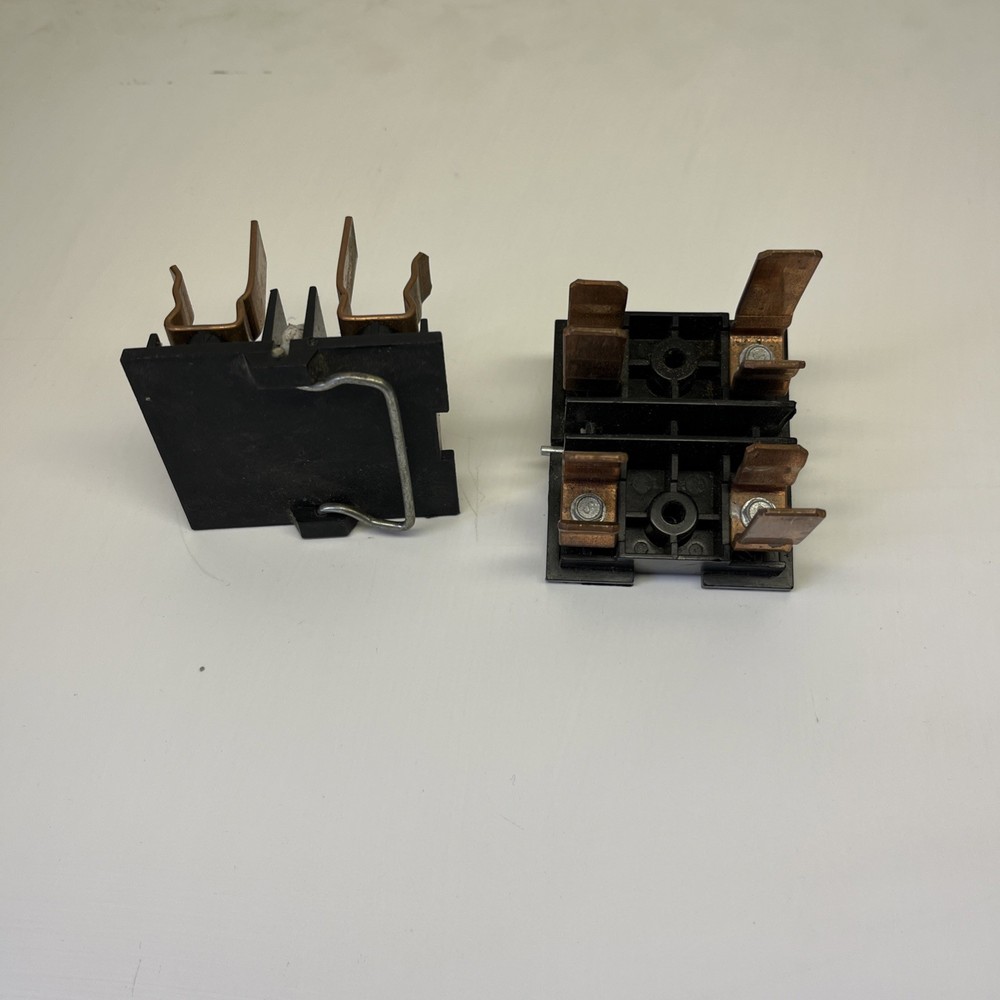 Unknown fuse holder pull out Lot Of 2
