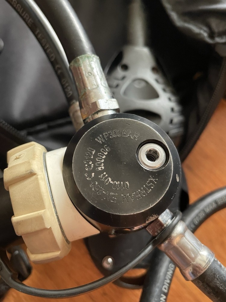 Poseidon 🇸🇪 Xstream Deep MK3 DIN Scuba Regulator Suunto Dive Computer