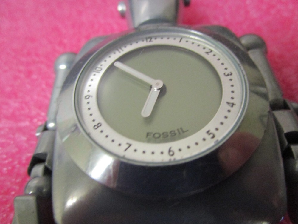 Fossil Stan BIG TIC Robot Man Clock